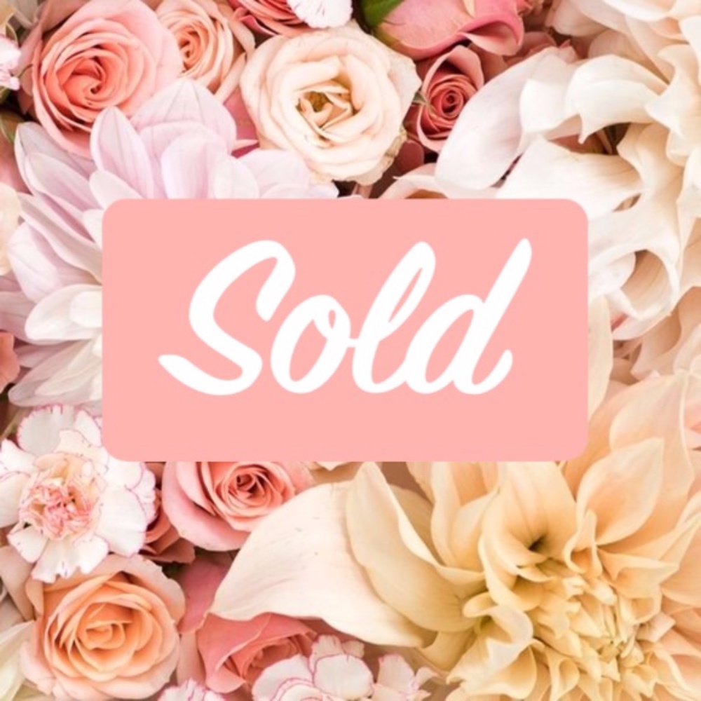 THE ITEMS BELOW ARE SOLD
